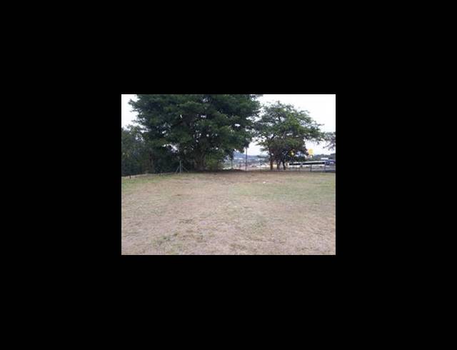 M² INDUSTRIAL YARD TO LET IN ROCKY DRIFT